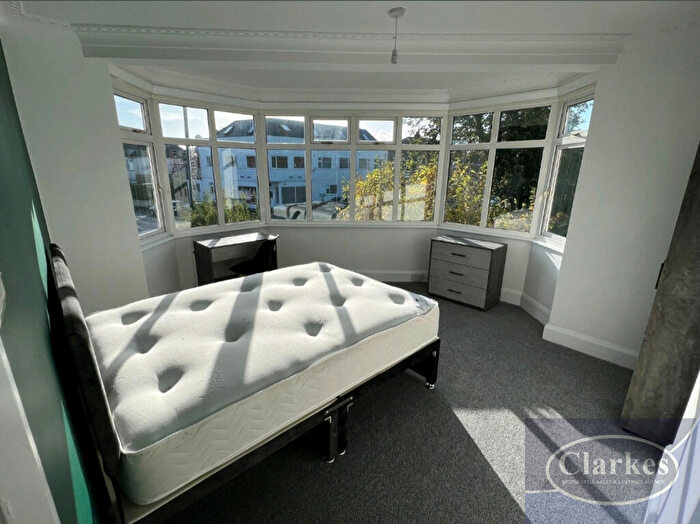 1 Bedroom House Of Multiple Occupation To Rent In Wimborne Road, Winton, Dorset, BH9