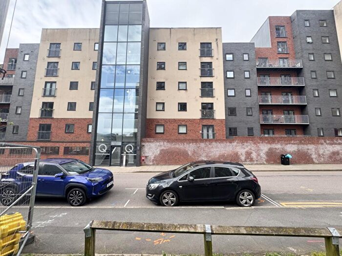 2 Bedroom Flat For Sale In Apartment, , Chapeltown Street, Manchester, M1