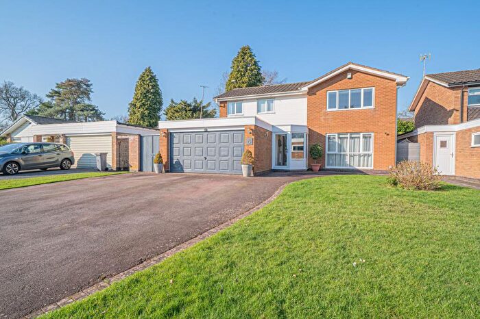 5 Bedroom Detached House For Sale In White House Close, Solihull, B91