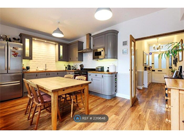 3 Bedroom Terraced House To Rent In Fairview Road, Cheltenham, GL52