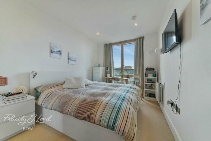 1 Bedroom Flat For Sale In Barry Blandford Way, London, E3