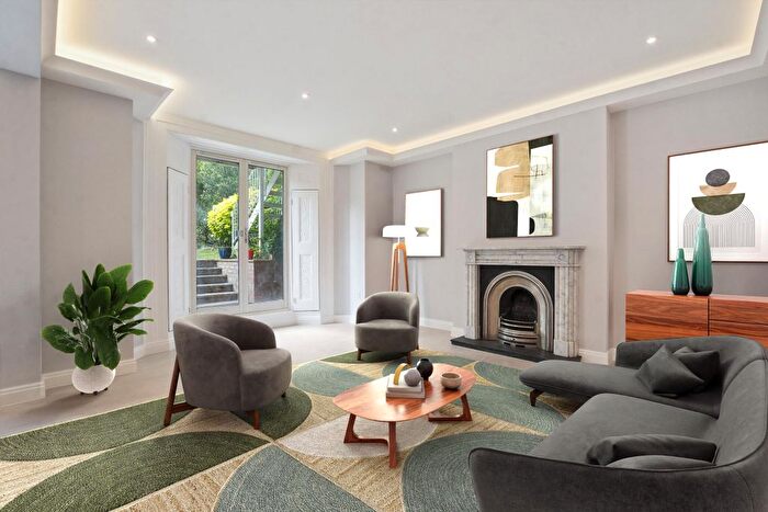 3 Bedroom Flat To Rent In Priory Road, London, NW6