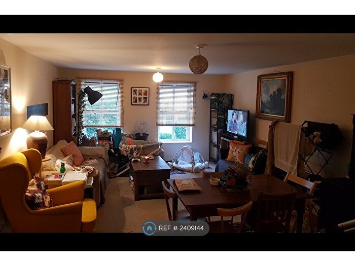 2 Bedroom Flat To Rent In Ickleford Road, Hitchin, SG5