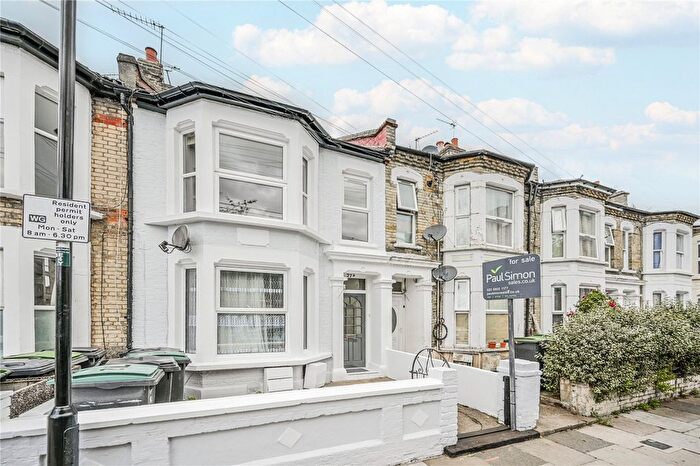 1 Bedroom Flat For Sale In Stanley Road, London, N15