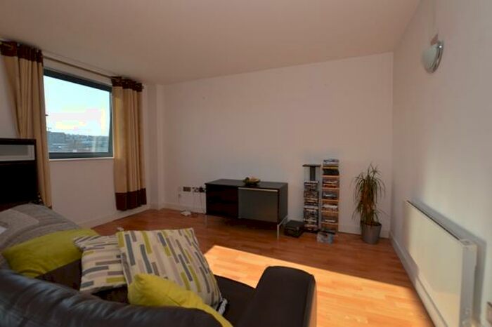 1 Bedroom Flat To Rent In West One Plaza, Cavendish Street, S3