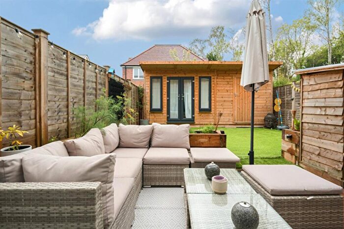 2 Bedroom Semi-Detached House For Sale In Deerleap Lane, Rowland's Castle, PO9