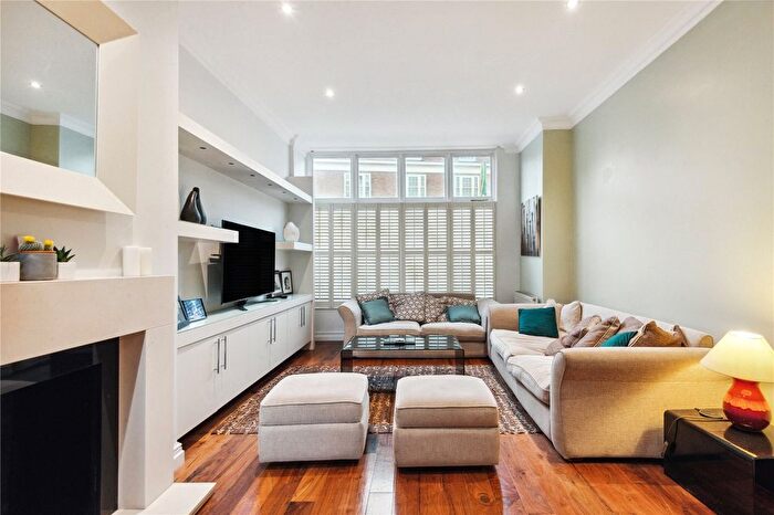 3 Bedroom Flat To Rent In Felsham Road, West Putney, SW15