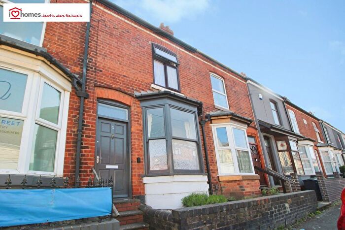 3 Bedroom Terraced House To Rent In Hillary Street, Walsall, WS2