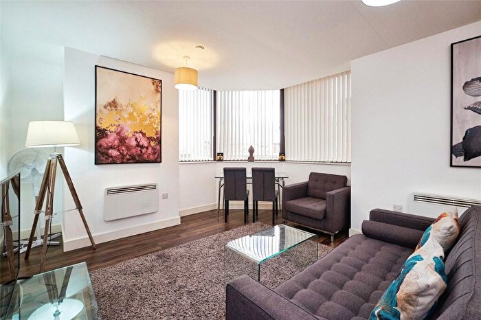 2 Bedroom Apartment To Rent In Broadway Residences, Broad Street, Birmingham, West Midlands, B15