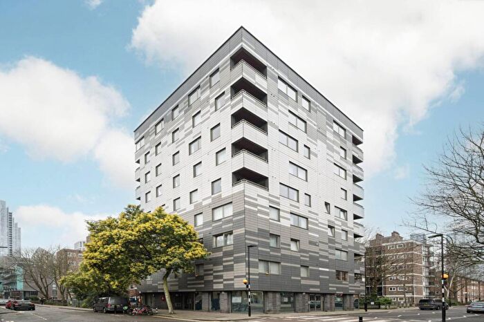 2 Bedroom Flat For Sale In The Graphite Apartments, Provost Street, Old Street, London, N1