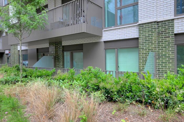 1 Bedroom Flat To Rent In Western Gateway, London, E16