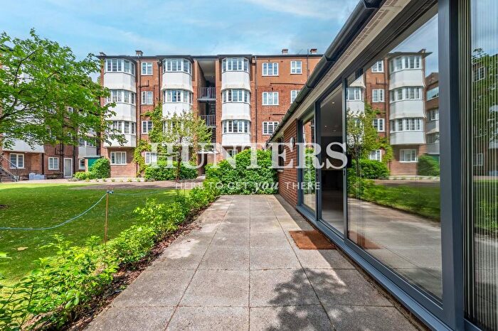 1 Bedroom Flat To Rent In Monkridge, Crouch End Hill, London, N8
