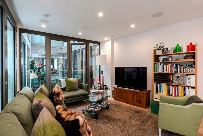 2 Bedroom Flat For Sale In Westbourne Gardens, London, W2