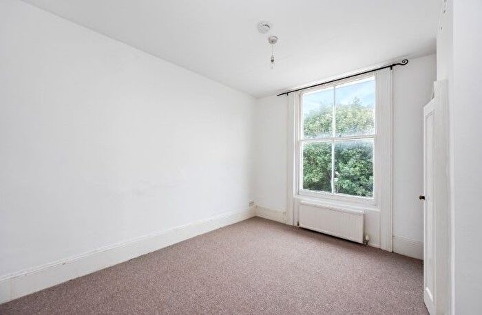 2 Bedroom Flat For Sale In Flat, Medina Villas, Hove, BN3