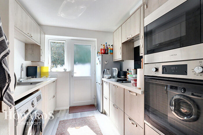 1 Bedroom Terraced Bungalow For Sale In Dell Road, Lowestoft, NR33