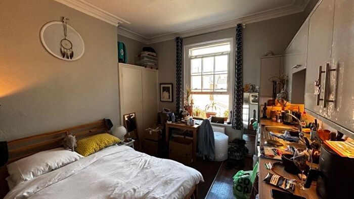1 Bedroom Flat To Rent In Iffley Road, Oxford, OX4