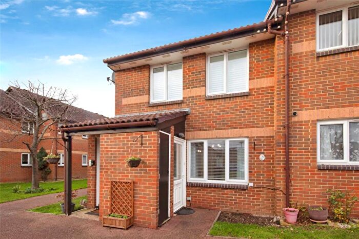 1 Bedroom Apartment For Sale In Beck Court, Beckenham, BR3