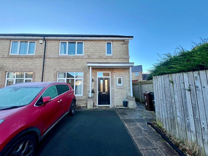 3 Bedroom Detached House To Rent In Dale Croft Walk, Ilkley, West Yorkshire, Uk, LS29