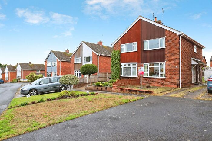 2 Bedroom Semi-detached House For Sale In Lea Wood Grove, Kidderminster, DY11