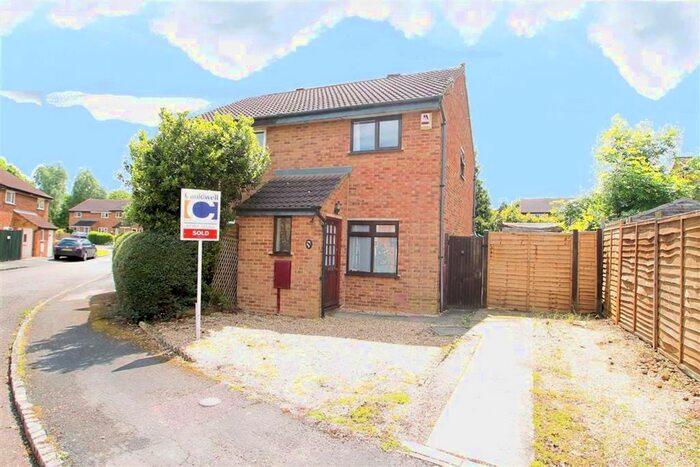 2 Bedroom Semi-Detached House To Rent In Squires Close, Coffee Hall, Coffee Hall Milton Keynes, MK6