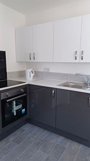 1 Bedroom Flat To Rent In Newton Road, Torquay, TQ2