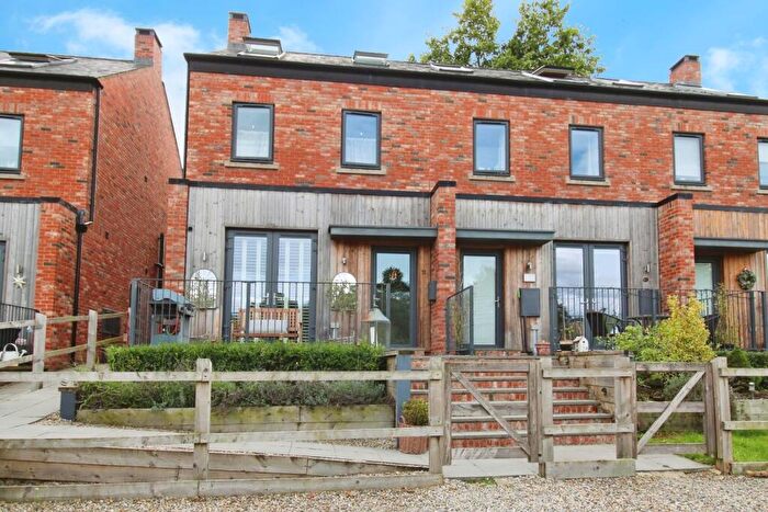 3 Bedroom End Of Terrace House For Sale In Cathedral Meadows, Ripon, HG4