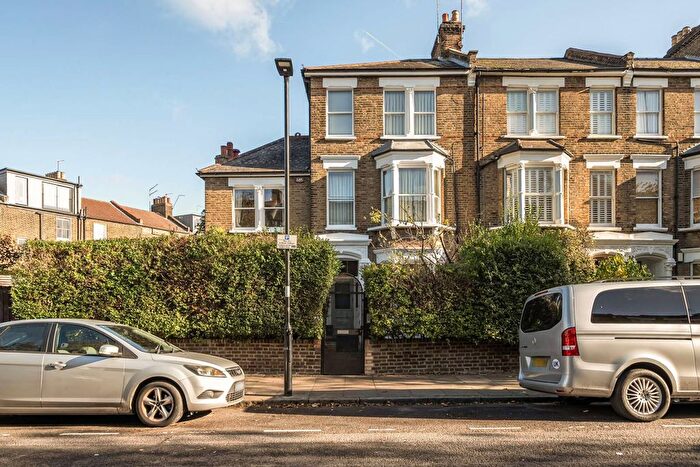 5 Bedroom Terraced House To Rent In Huddleston Road, Tufnell Park, London, N7
