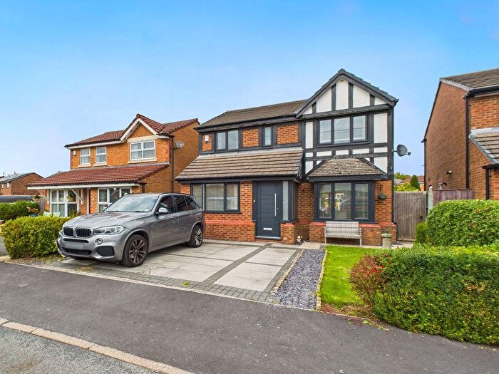 4 Bedroom Detached House To Rent In Footman Close, Tyldesley, M29