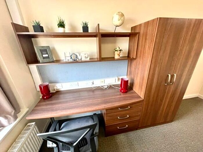 1 Bedroom House To Rent In Lyttleton House, Bridge Road, Birmingham, B8