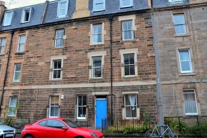 3 Bedroom Flat To Rent In West Newington Place, Newington, Edinburgh, EH9