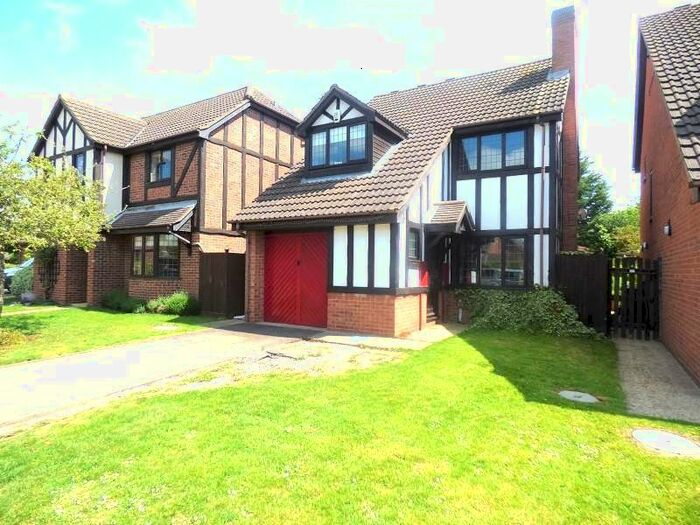 3 Bedroom Detached House To Rent In Brookside, Peterborough, PE4
