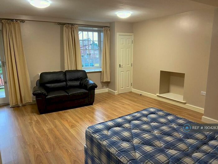 Studio To Rent In Dover Place, Bristol, BS8 - Photo 2
