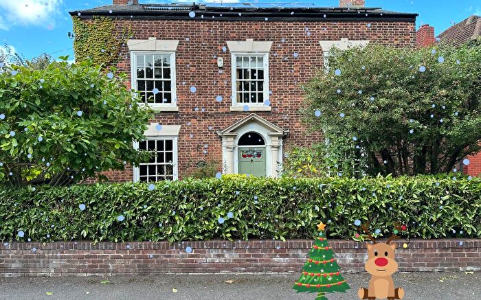 6 Bedroom Detached House For Sale In Liverpool Road, Cadishead, M44