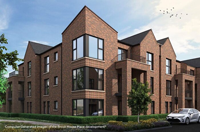 2 Bedroom Flat For Sale In Brook House Place, Barton Rd - Urmston (The Delph), M41