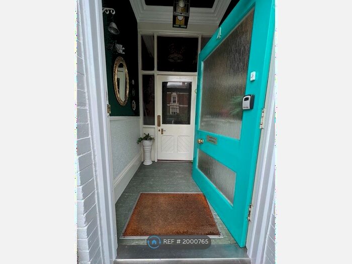 1 Bedroom Flat To Rent In Waterloo, Liverpool, L22