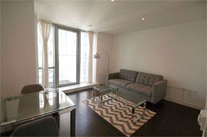 Studio To Rent In Pan Peninsula, Canary Wharf, London, E14