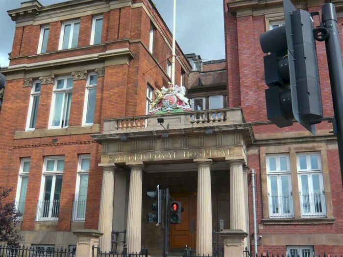 Studio To Rent In The Royal, Wilton Place Off Chapel Street, Salford, M3