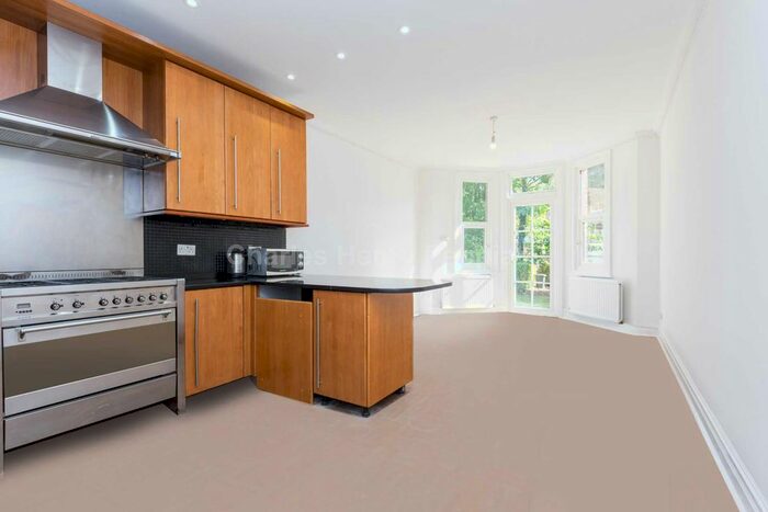 4 Bedroom Property To Rent In Devonshire Road, Palmers Green, N13