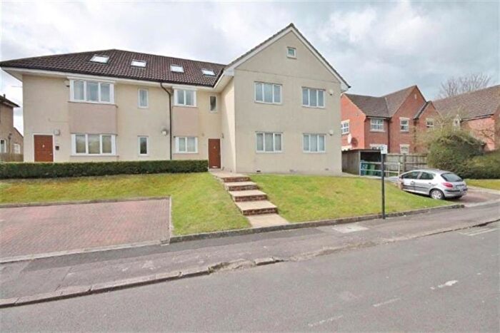 2 Bedroom Flat To Rent In Northway, OX3