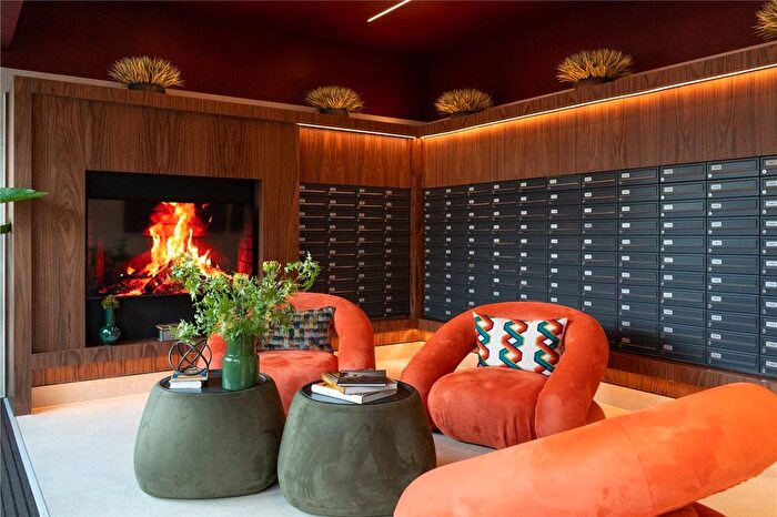 2 Bedroom Flat To Rent In Dutton Street, Manchester, M3