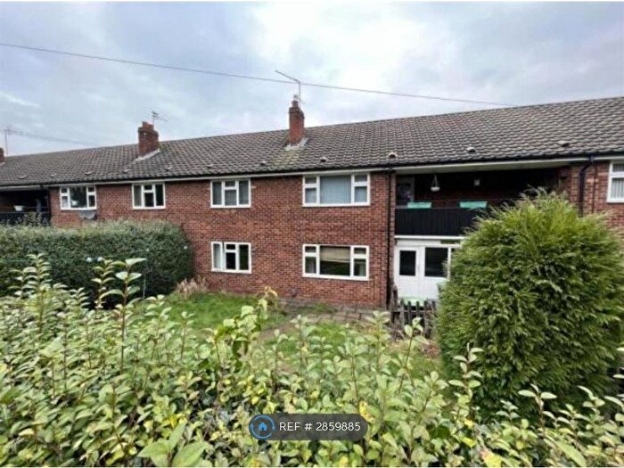 2 Bedroom Flat To Rent In Stapleford, Nottingham, NG9