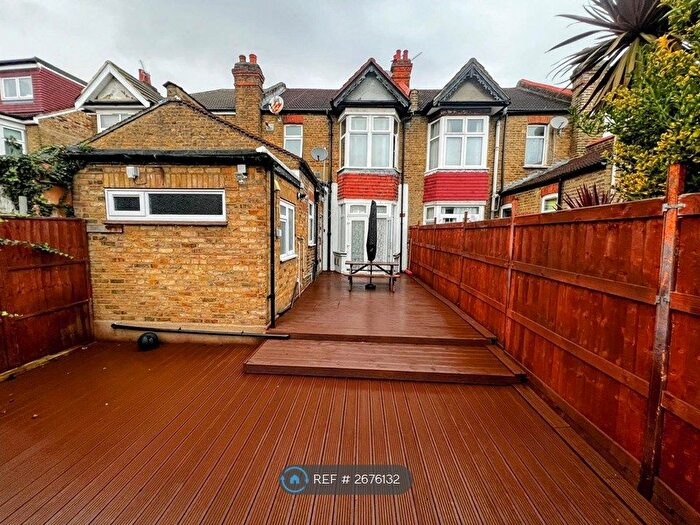 2 Bedroom Terraced House To Rent In Avonwick Road, Hounslow, TW3