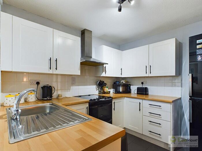 2 Bedroom Semi-Detached Bungalow For Sale In North Road, Lakenheath, IP27
