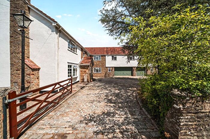 6 Bedroom Detached House For Sale In Engine Common Lane, Yate, Bristol, Gloucestershire, BS37