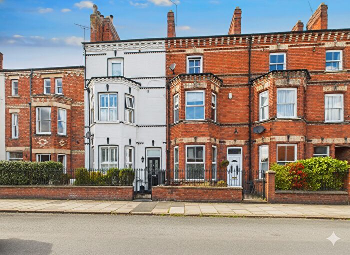 4 Bedroom Terraced House For Sale In Harcourt Street, Newark, NG24
