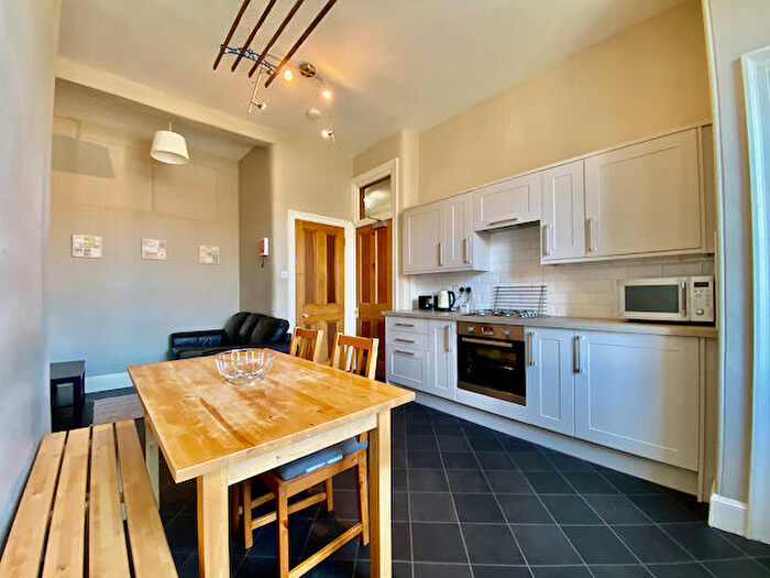 3 Bedroom Flat To Rent In Spottiswoode Street, Marchmont, Edinburgh, EH9