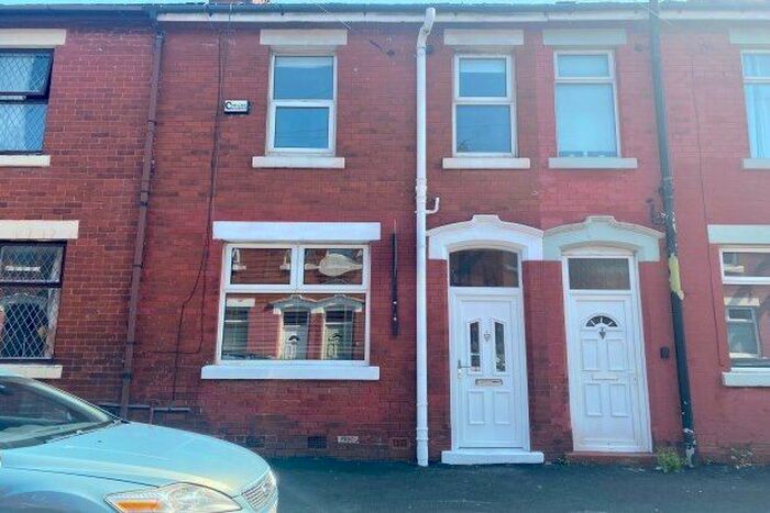 2 Bedroom Property To Rent In Mersey Street, Preston, PR2