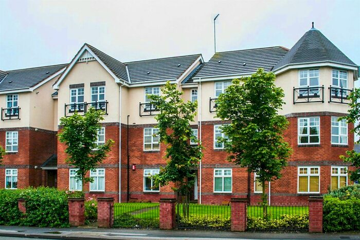 2 Bedroom Flat To Rent In Park Way, Rubery, Birmingham, West Midlands, B45