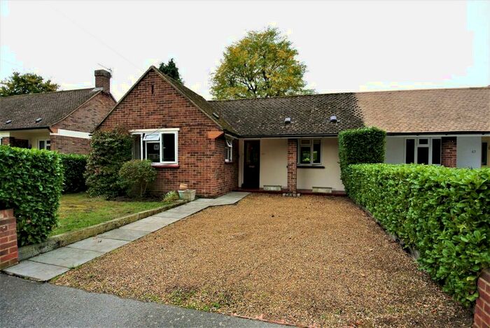 2 Bedroom Bungalow To Rent In Weybridge, KT13