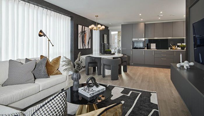 2 Bedroom Apartment For Sale In Liberty Court, Greenhithe, Kent, DA2